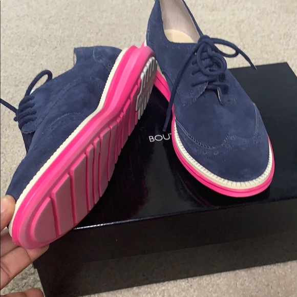 Casual Shoes - Picture 2 of 3